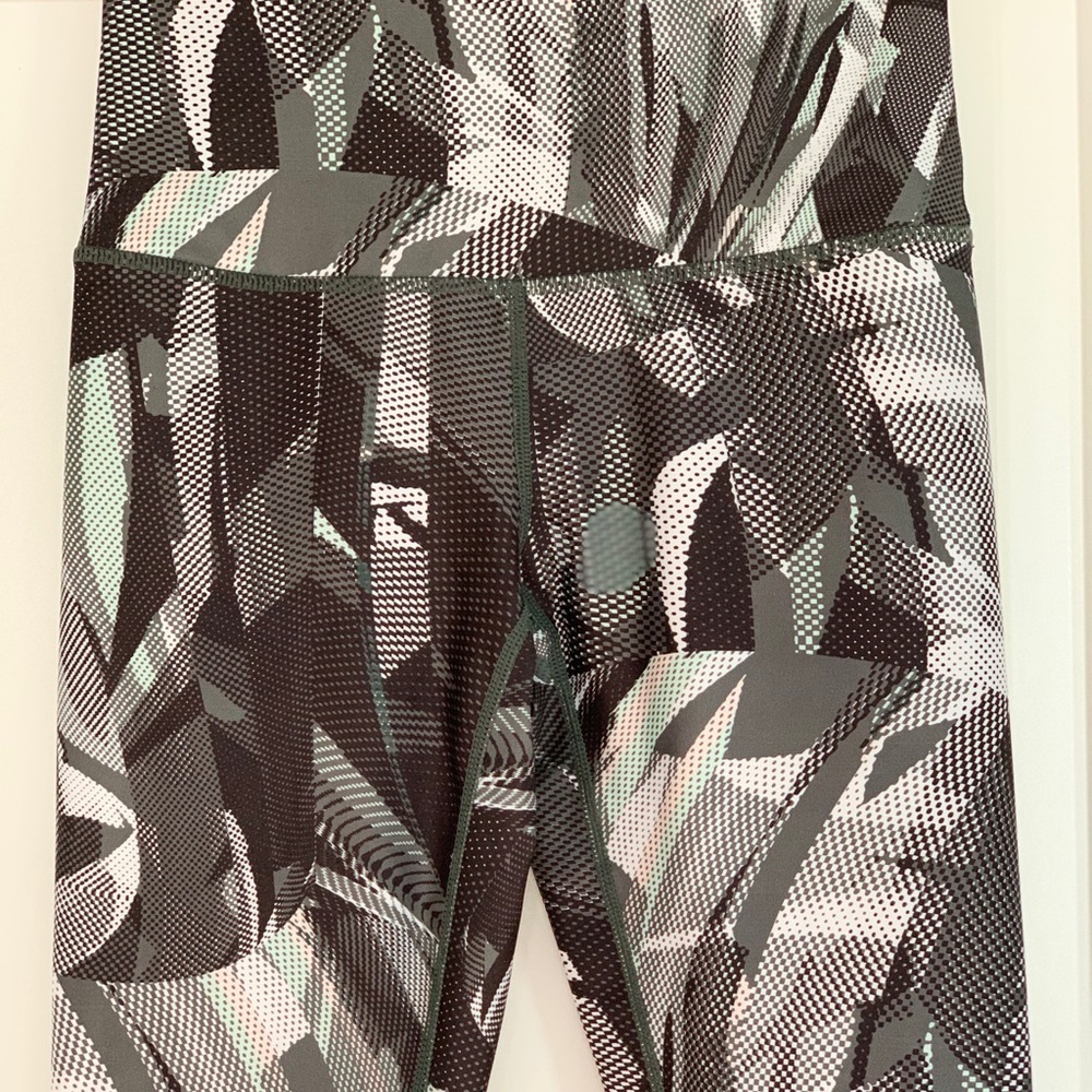 Women’s Zella XS active leggings/yoga pants